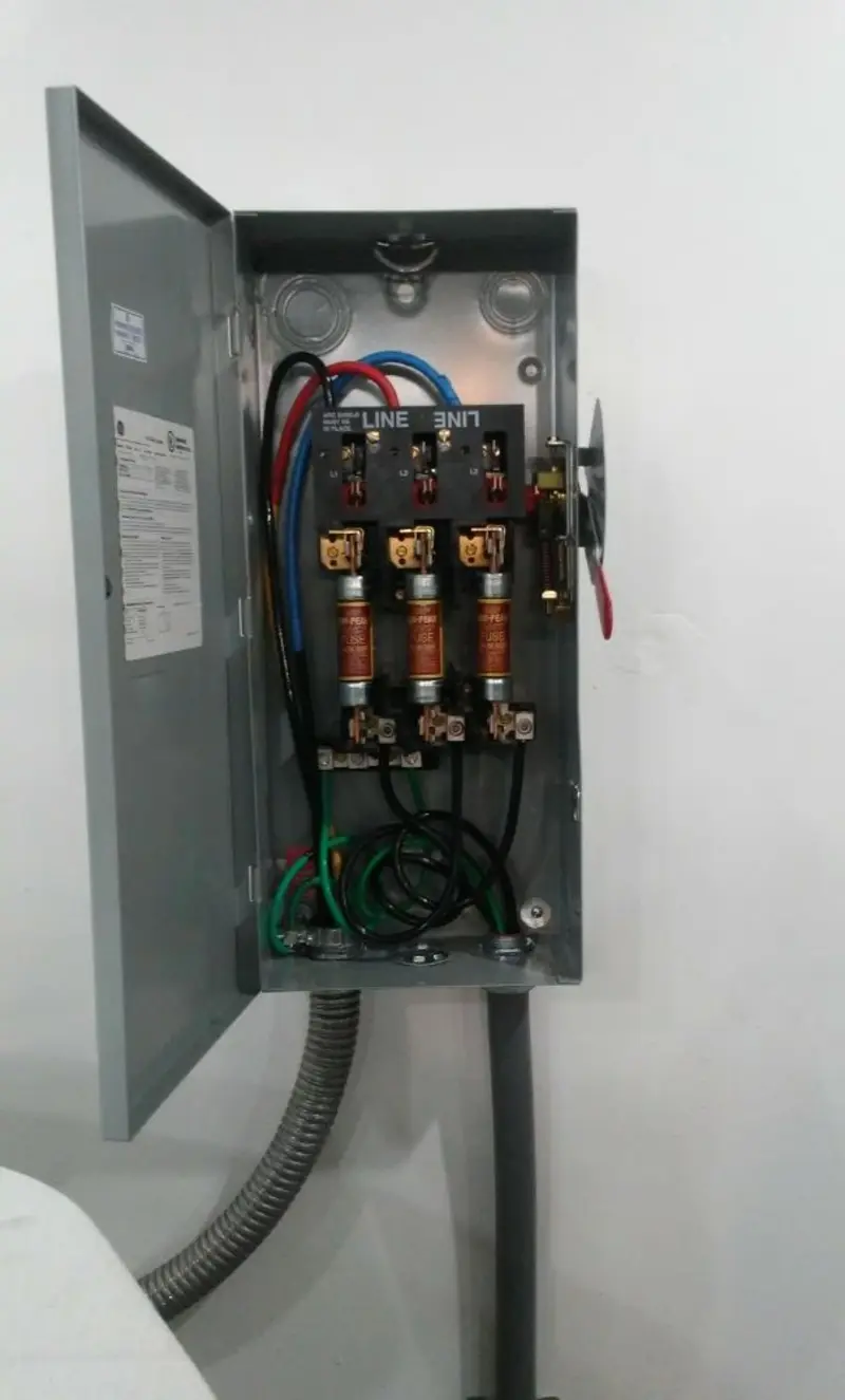 Three-phase disconnect switch installed for Smoke Detector Installation in West Burlington